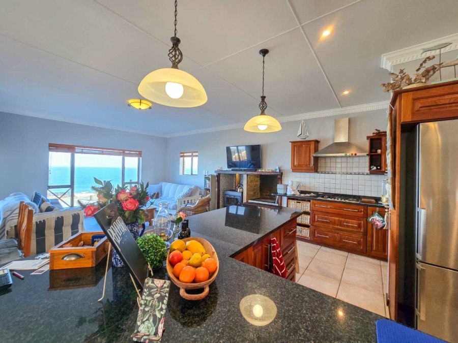 4 Bedroom Property for Sale in Jongensfontein Western Cape